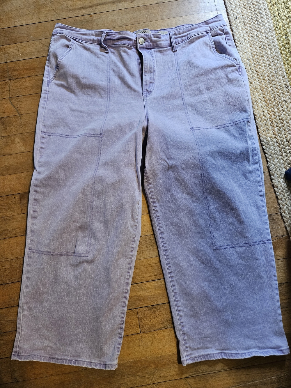 LOGO by Lori Goldstein Chalk Berry  Sunfaded  Wide-Leg  Crop Jeans